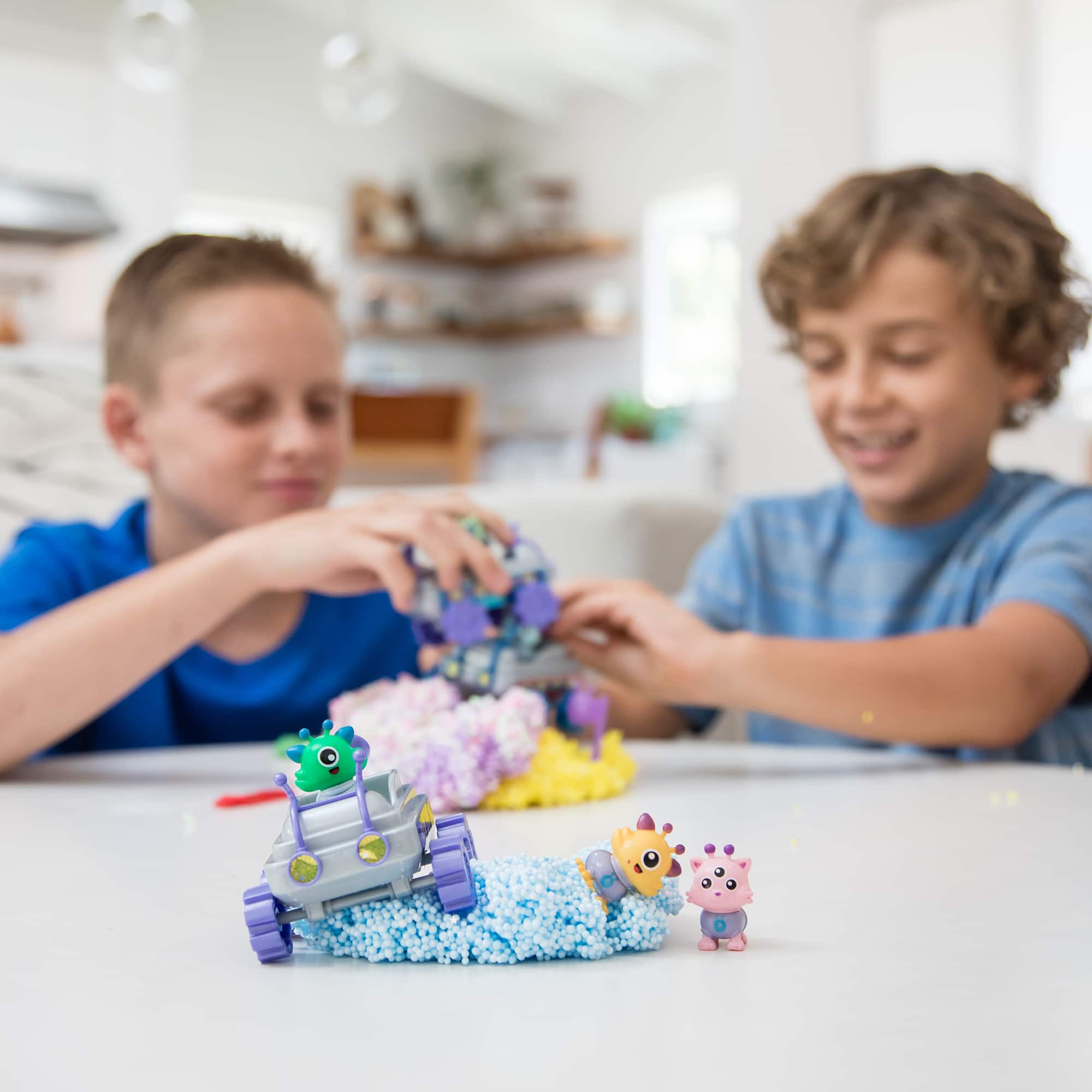 Educational Insights Space Squad Purple, Sparkle Pink, Sparkle Blue & Sparkle Yellow Playfoam Galaxy Pack